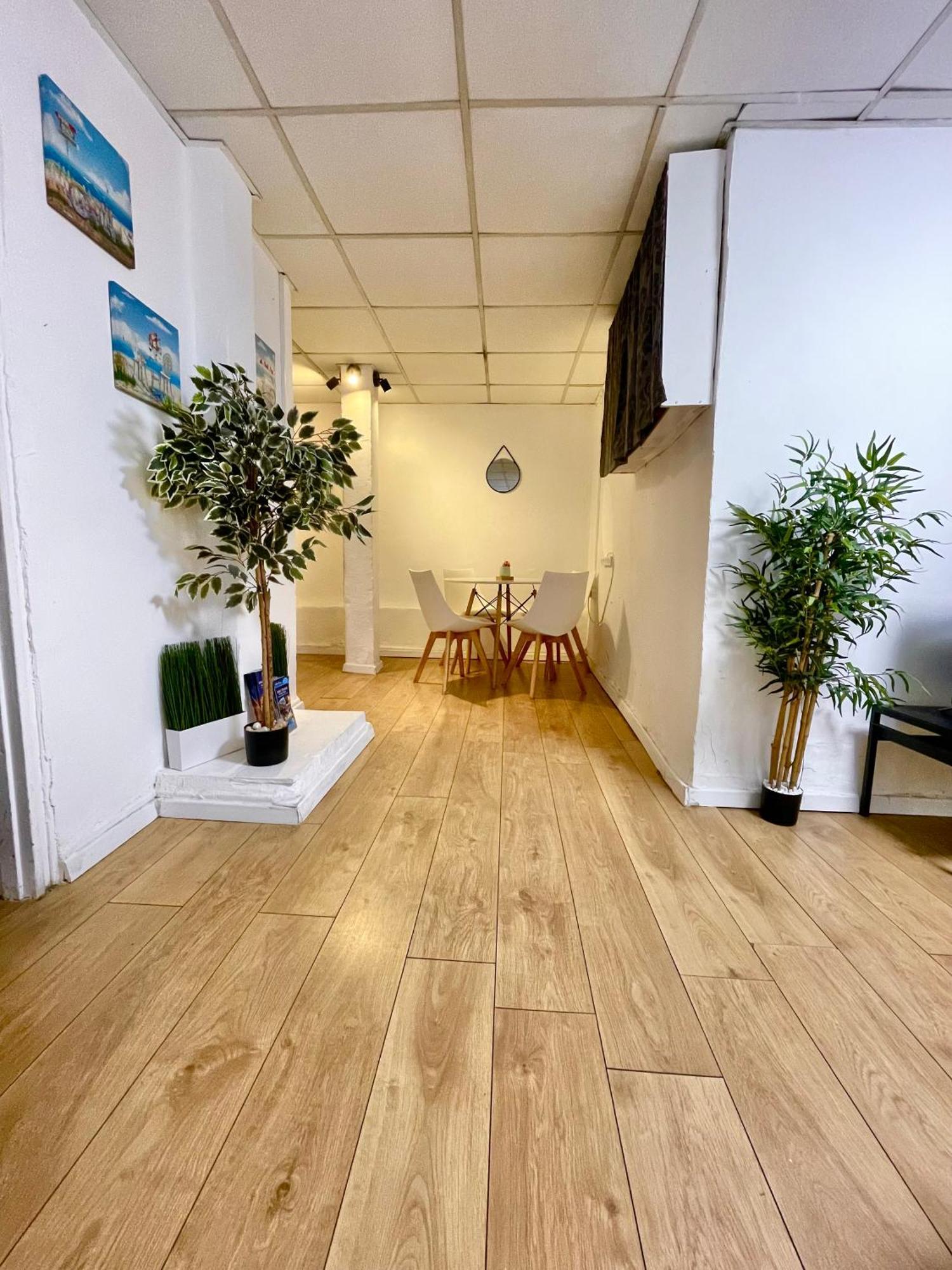 Dotan'S Boutique Guesthouse - By The Beach! 特拉维夫 外观 照片